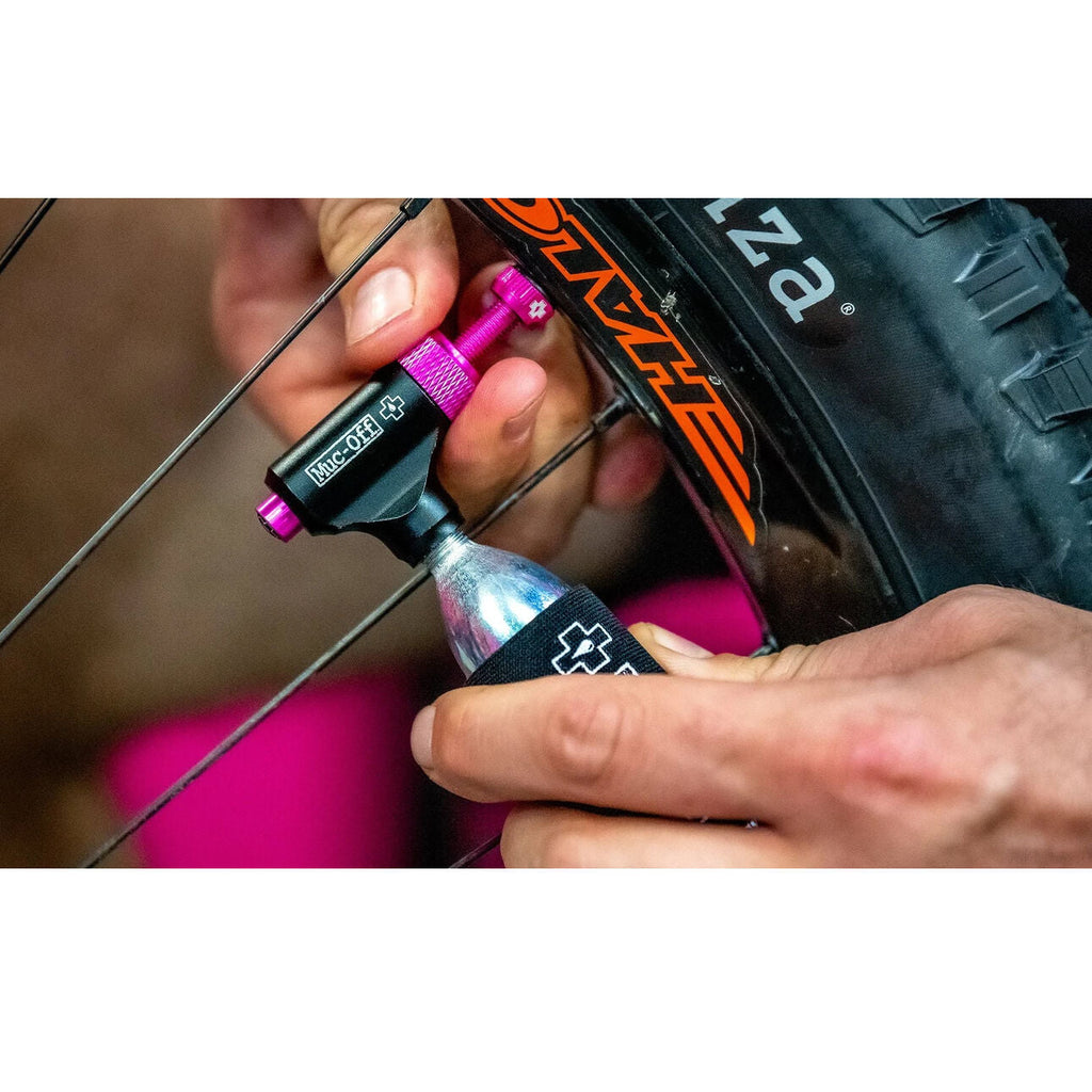 Muc-Off MTB tire inflator kit