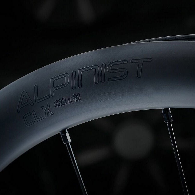 Roval Alpinist CL II tubeless front wheel