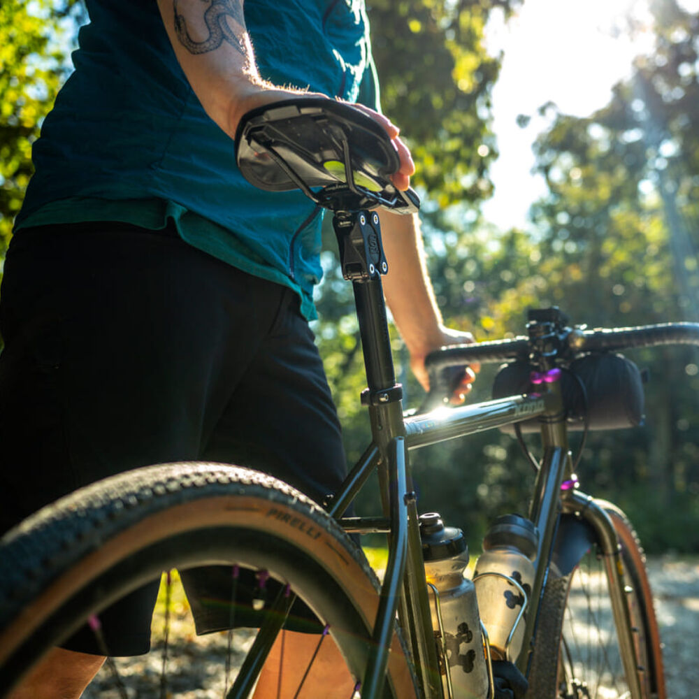 Cane Creek eeSilk+ Carbon suspension seatpost