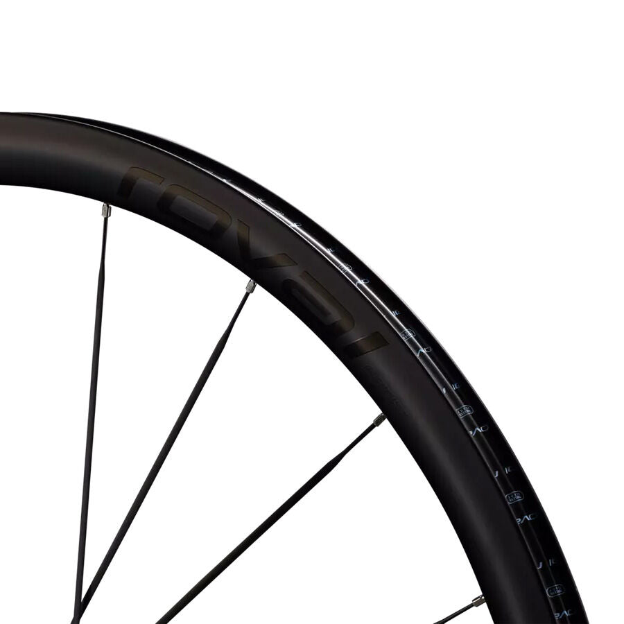 Roval Alpinist CLX III front wheel