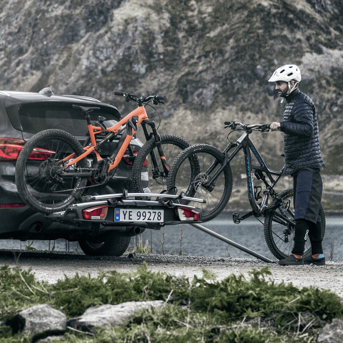 Thule Velospace XT towbar bike rack